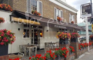 Hanging Basket Services for Pubs_image_041